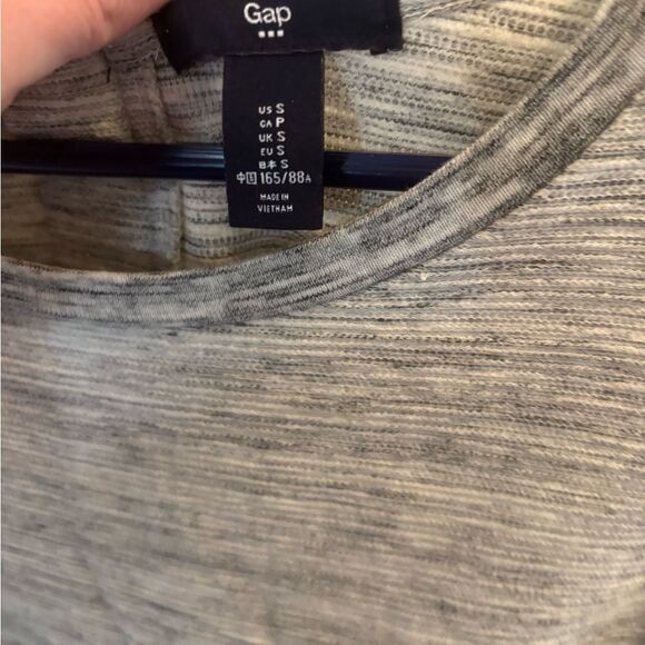 GAP Gray A-Line Dress with 3/4 Sleeves - Picture 3 of 6